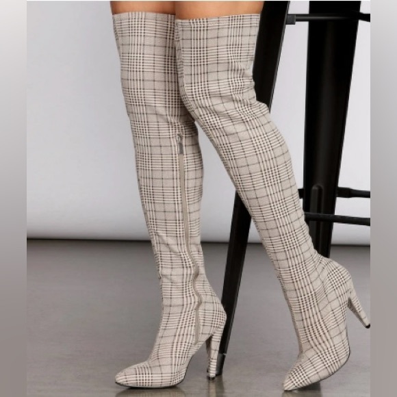 Magnolia by Anne Michelle, Plaid Thigh High Stiletto Sock Boots Wome size 9 - Picture 6 of 16